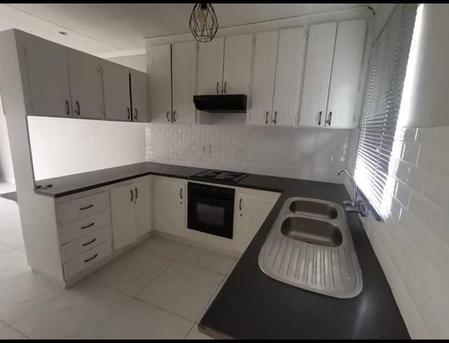 2 BEDROOM TOWNHOUSE FOR SALE IN NAVALSIG